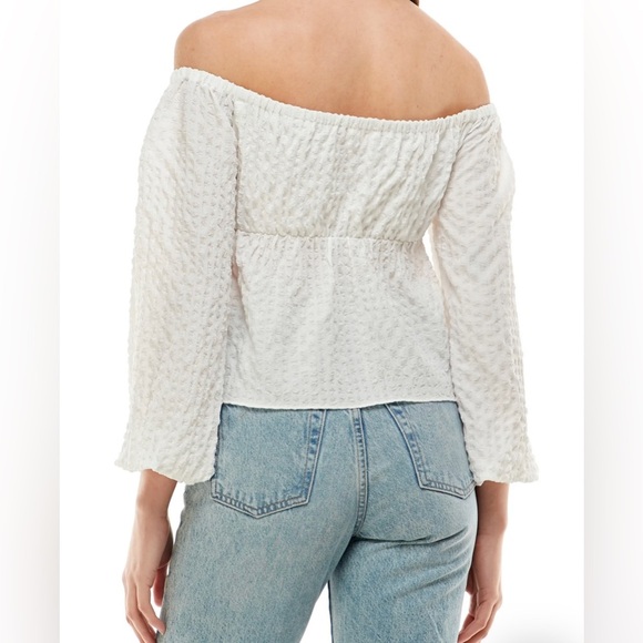 WAYF Valley Off The Shoulder Top Ivory - Picture 2 of 3